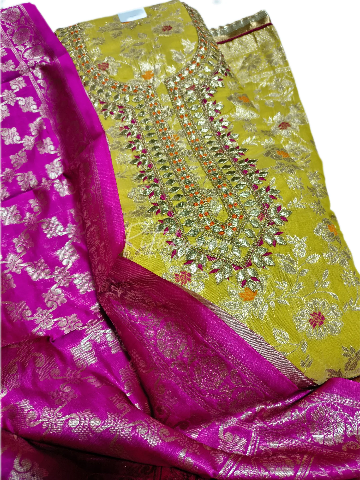 Gota Patti Work Allover Zari Weaving Suit view 8