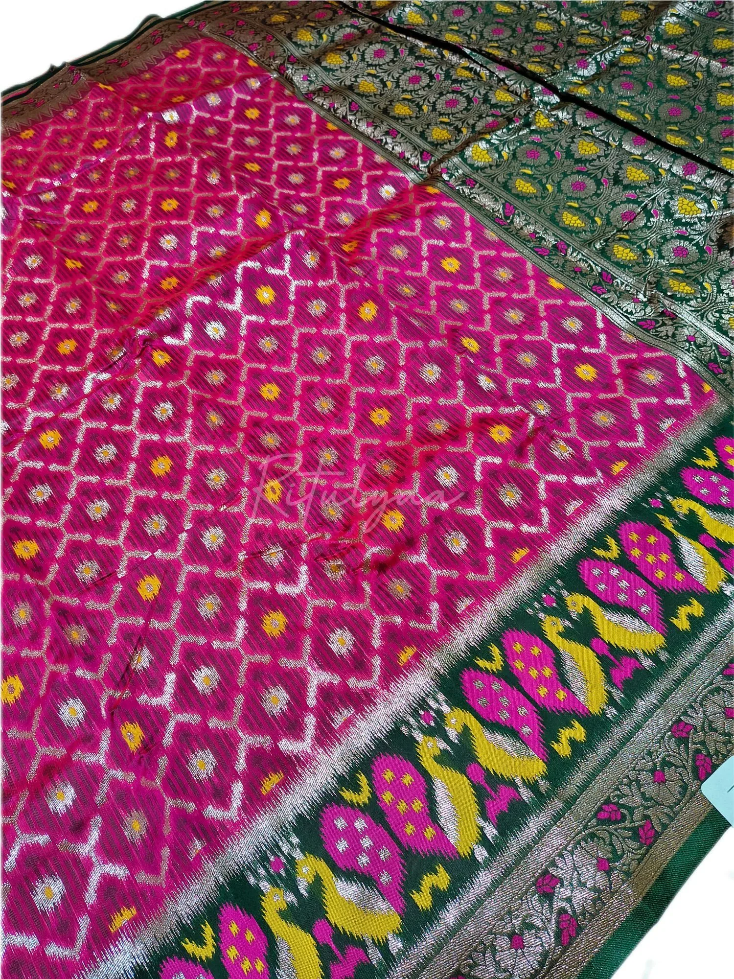 Allover Zari Weaving Patola Saree view 3