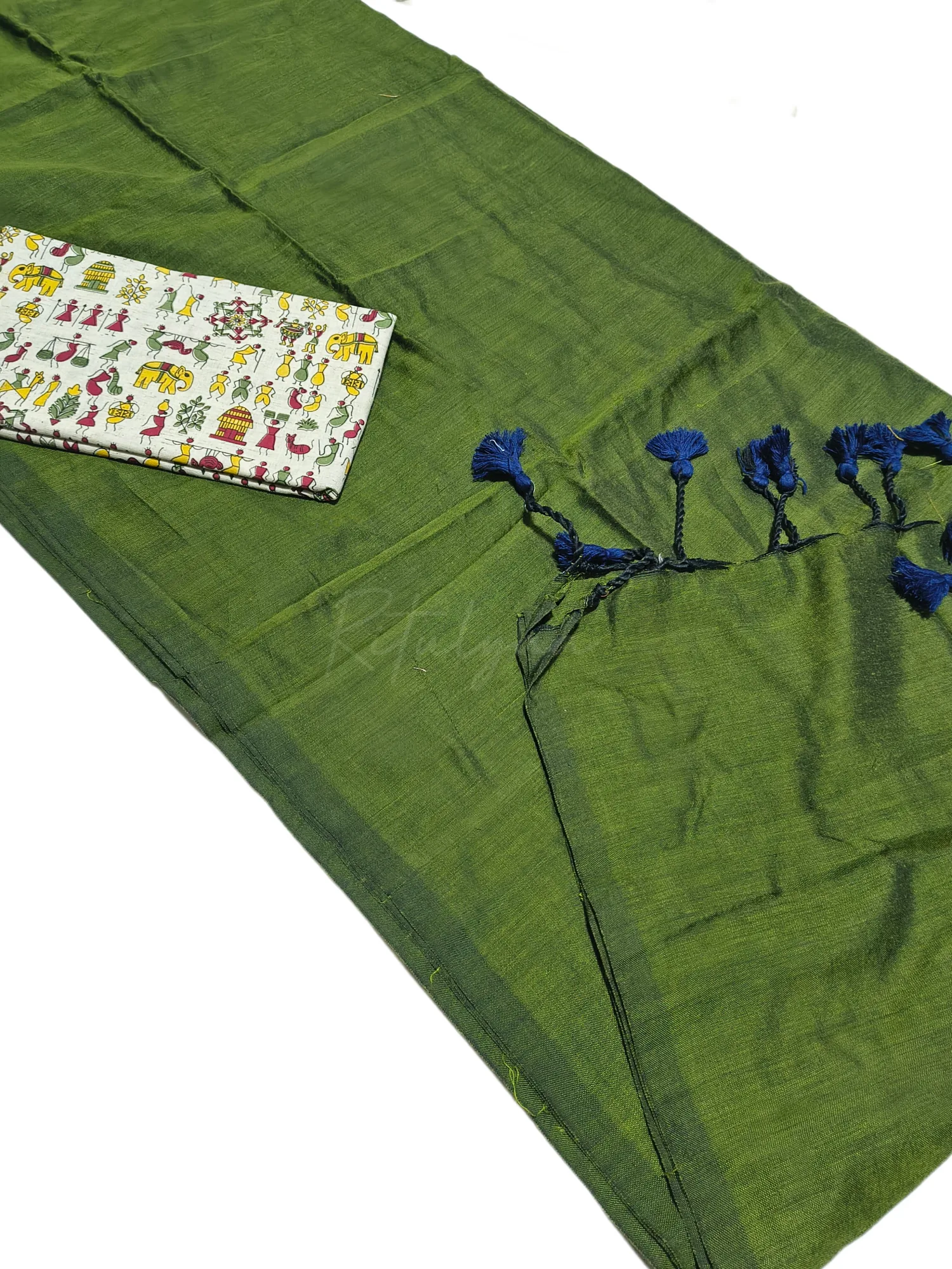 Plain Khaddi Cotton Saree With Worli Print Blouse view 12