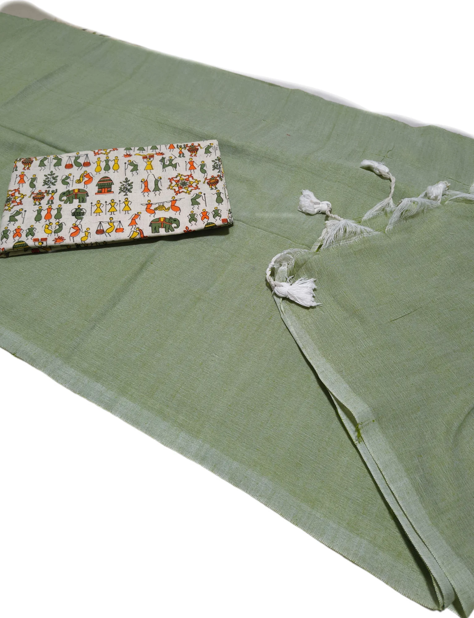 Plain Khaddi Cotton Saree With Worli Print Blouse view 10