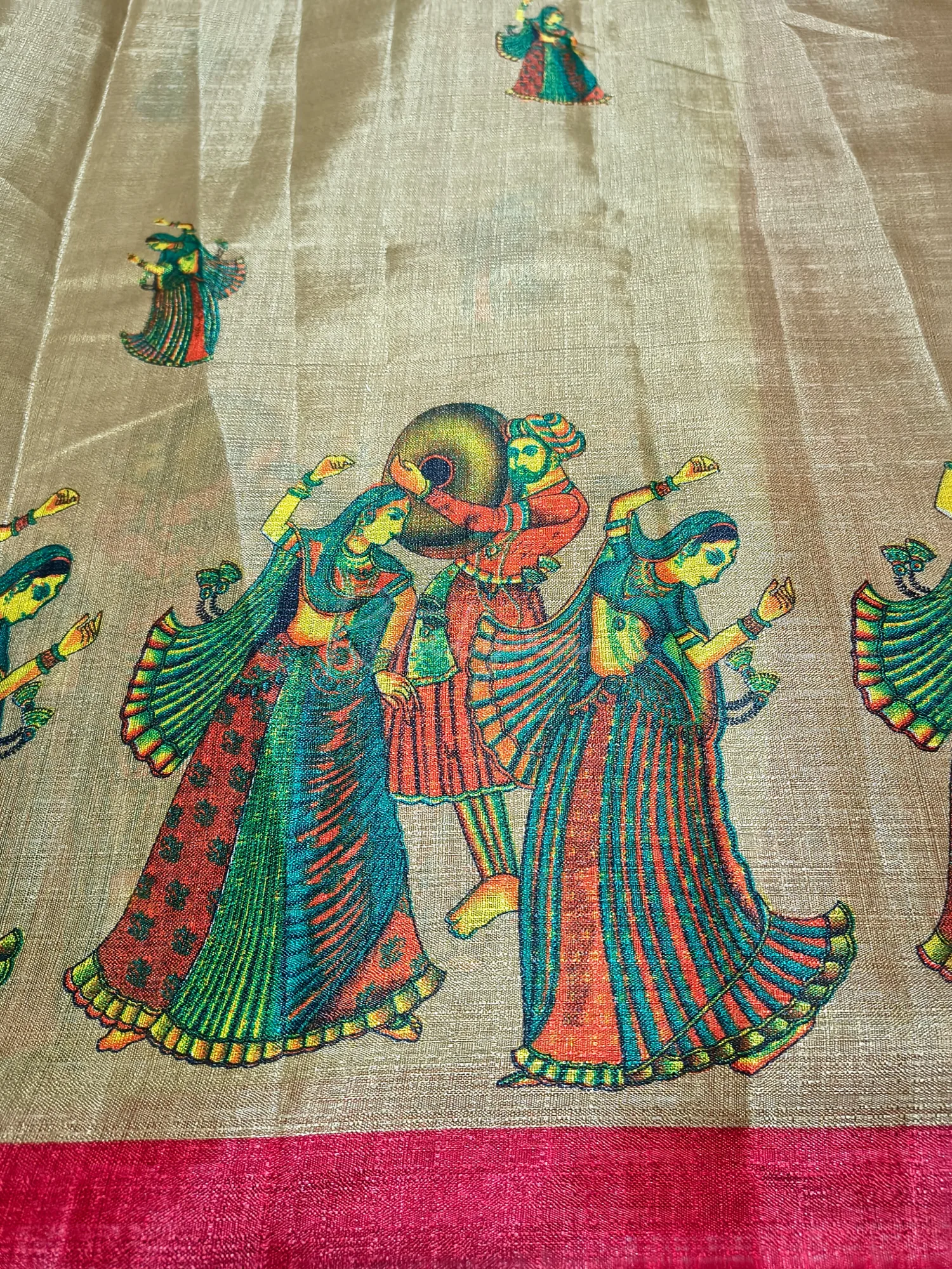 Printed Silk Blend Saree view 4