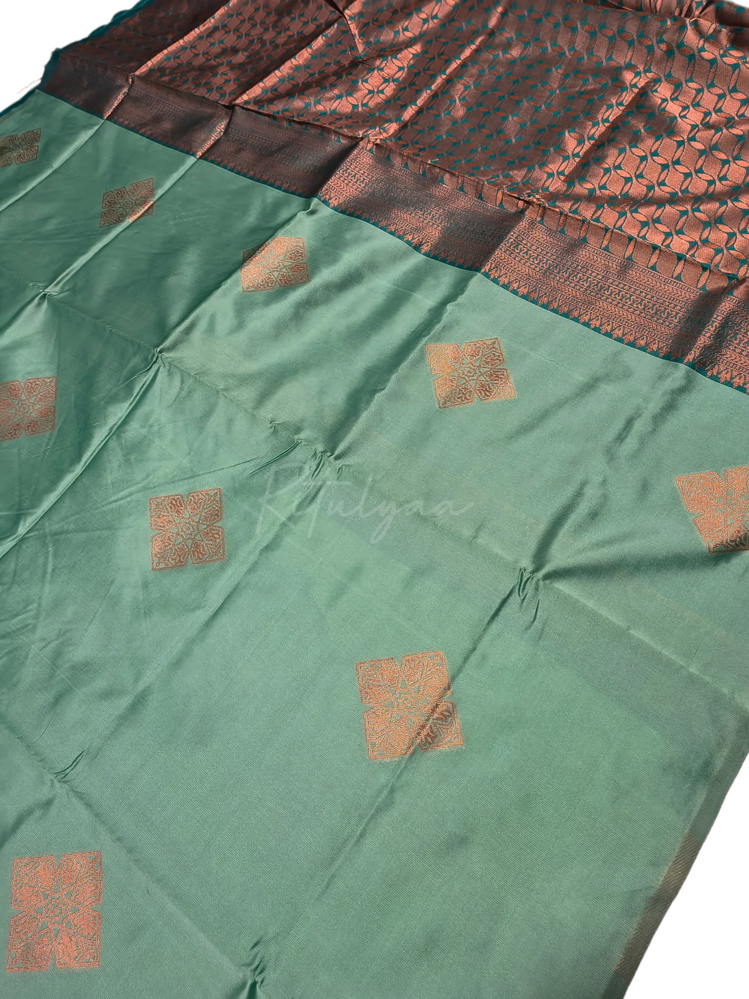 Silk Blend Resham Weaving Saree view 2