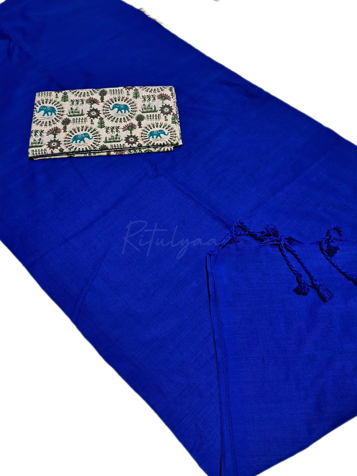 Khaddi Cotton Saree with Worli Print Blouse view 2