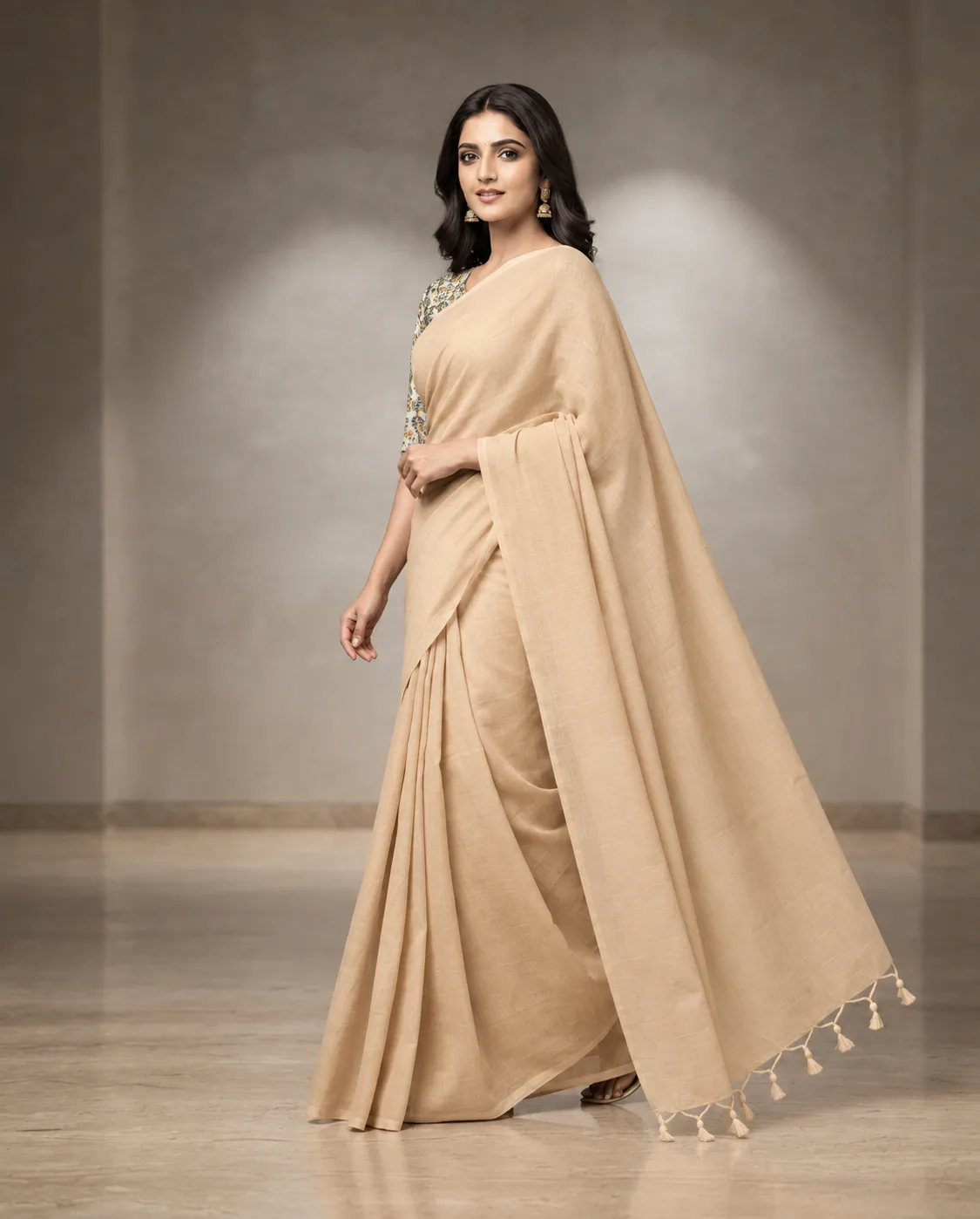 Khaddi Cotton Saree With Worli Print Blouse view 7