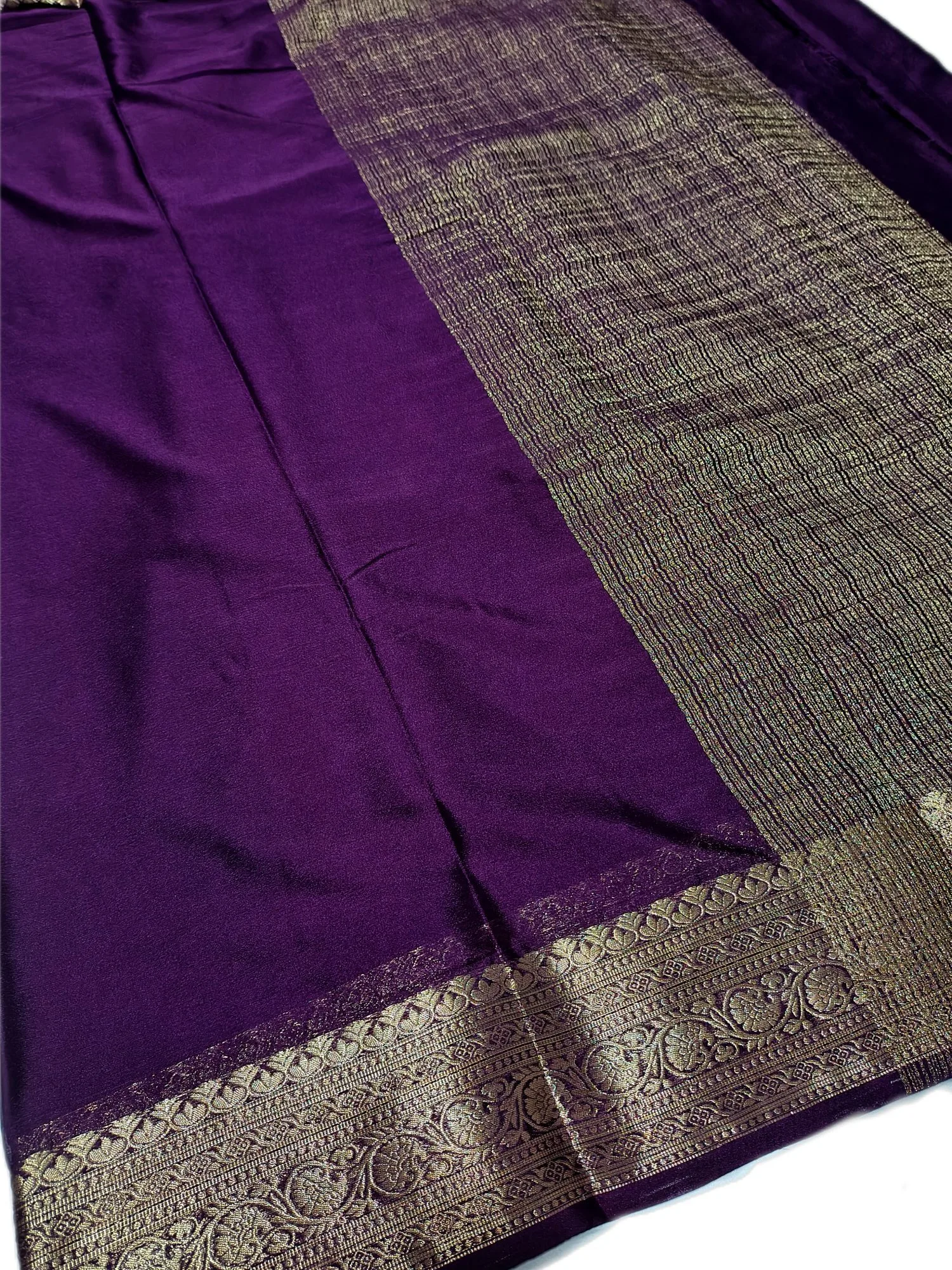 Plain Chinnon Crepe Saree with Golden Border view 5
