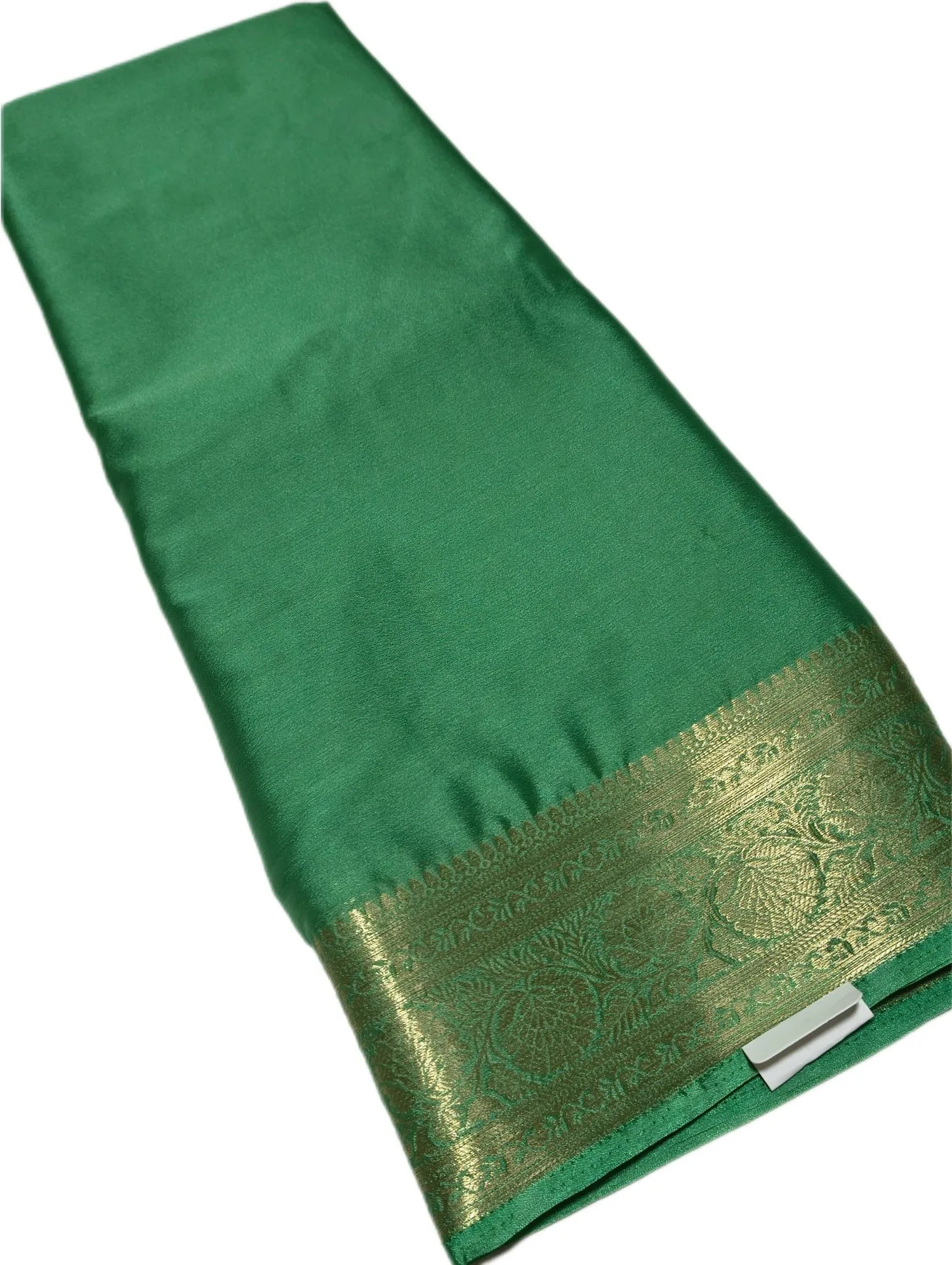 Plain Chinnon Crepe Saree with Golden Border view 8