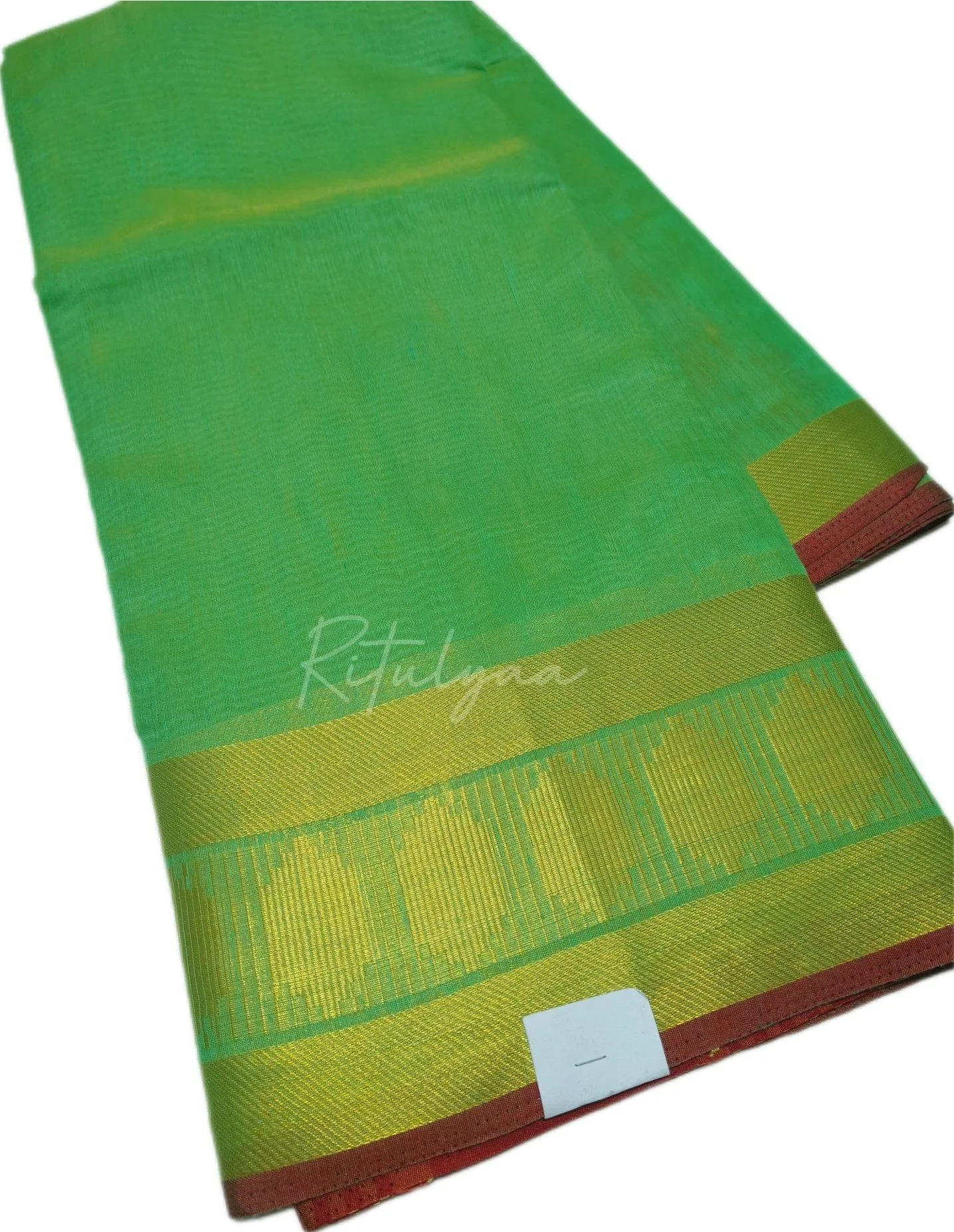 Cotton Saree With Contrast Zari Border view 3