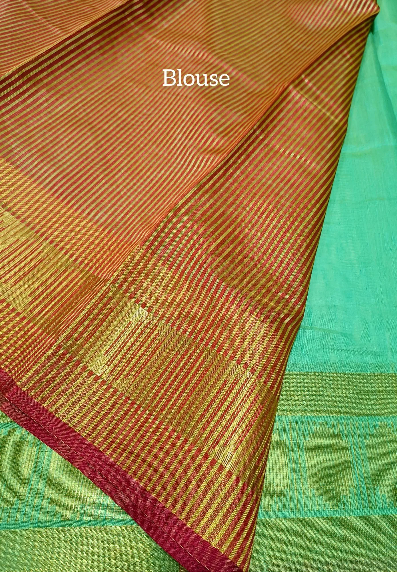 Cotton Saree With Contrast Zari Border view 5