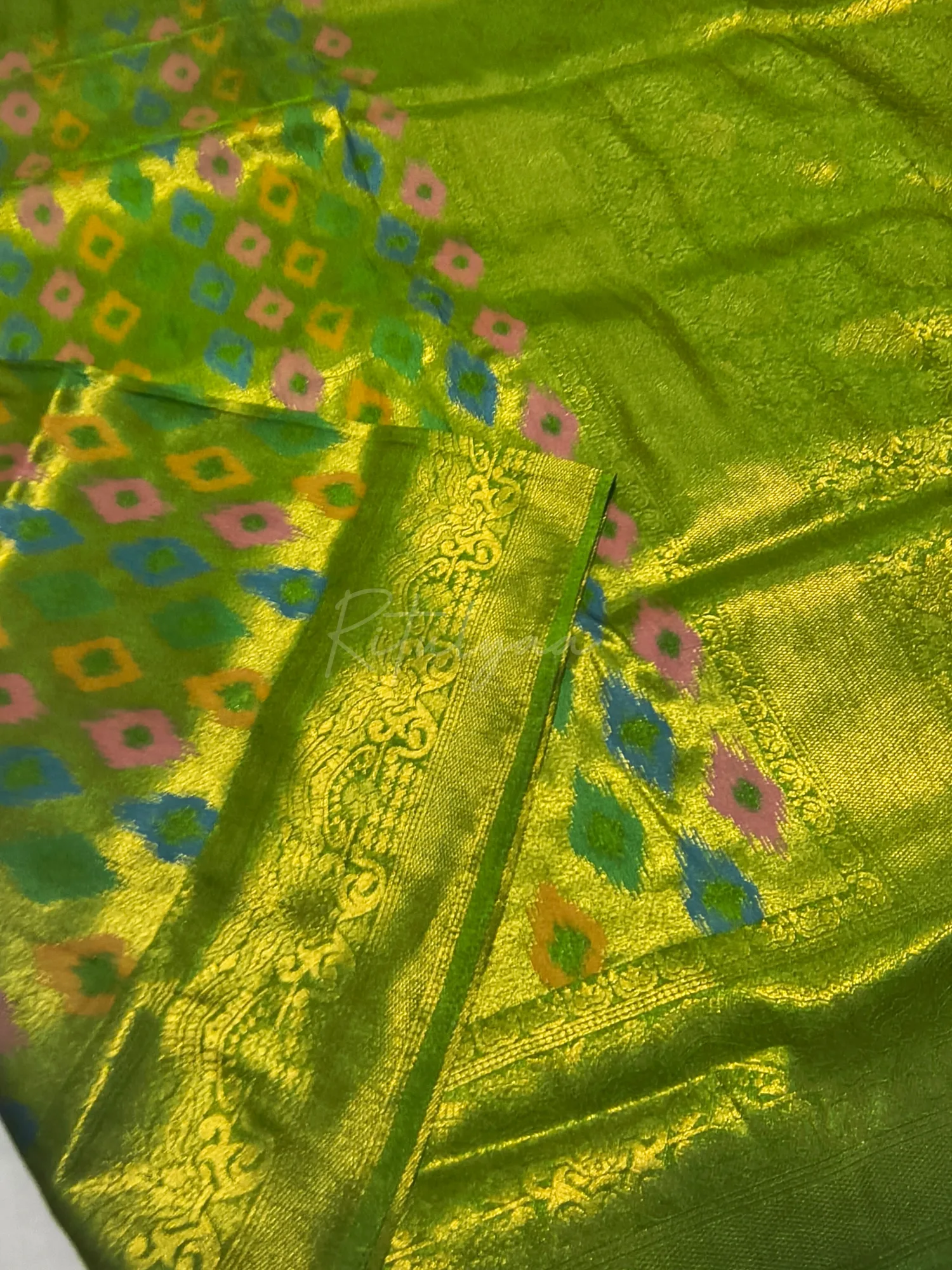 Premium Allover Zari Weaving Patola Saree view 4